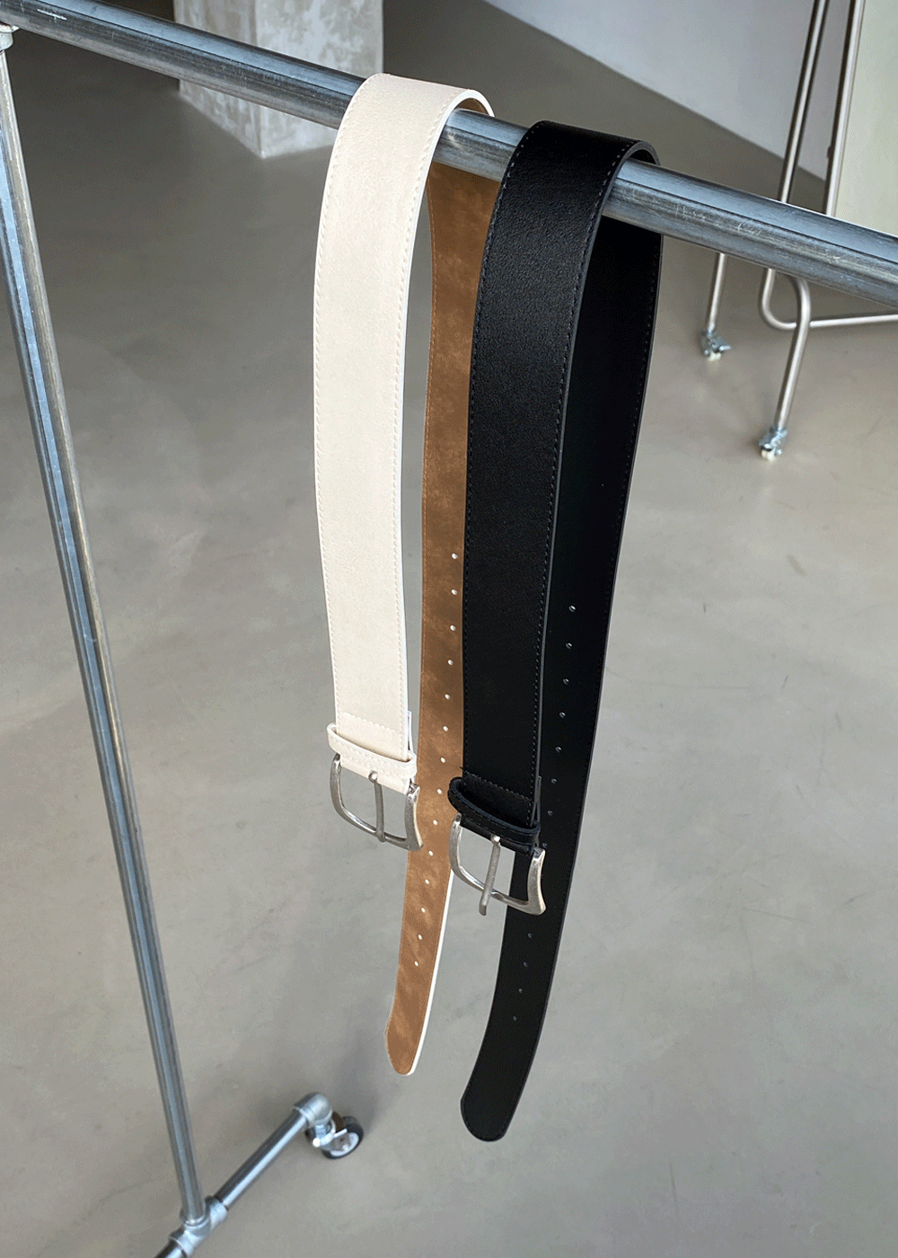 Bold wide belt