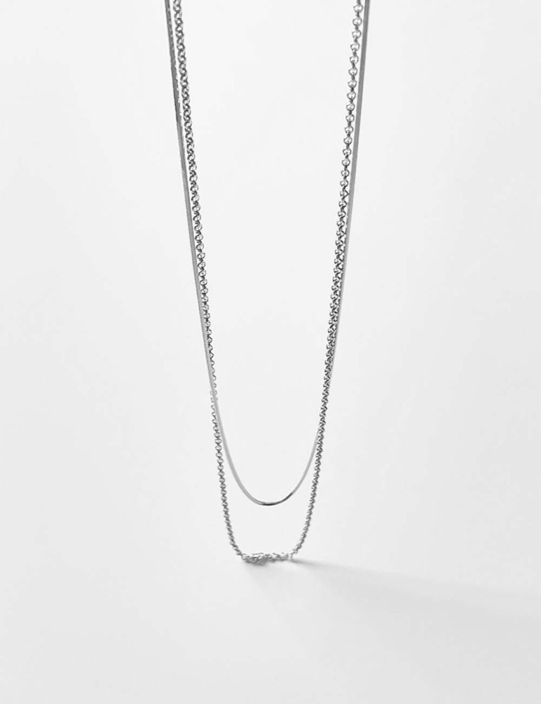 Simple layered necklace