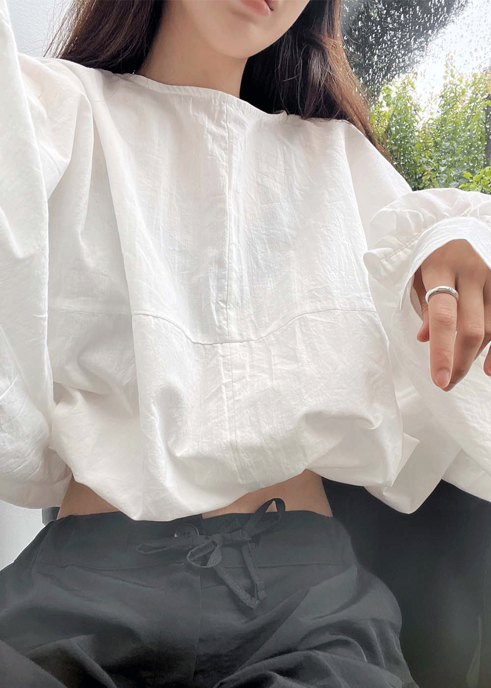 Shirring crop blouse