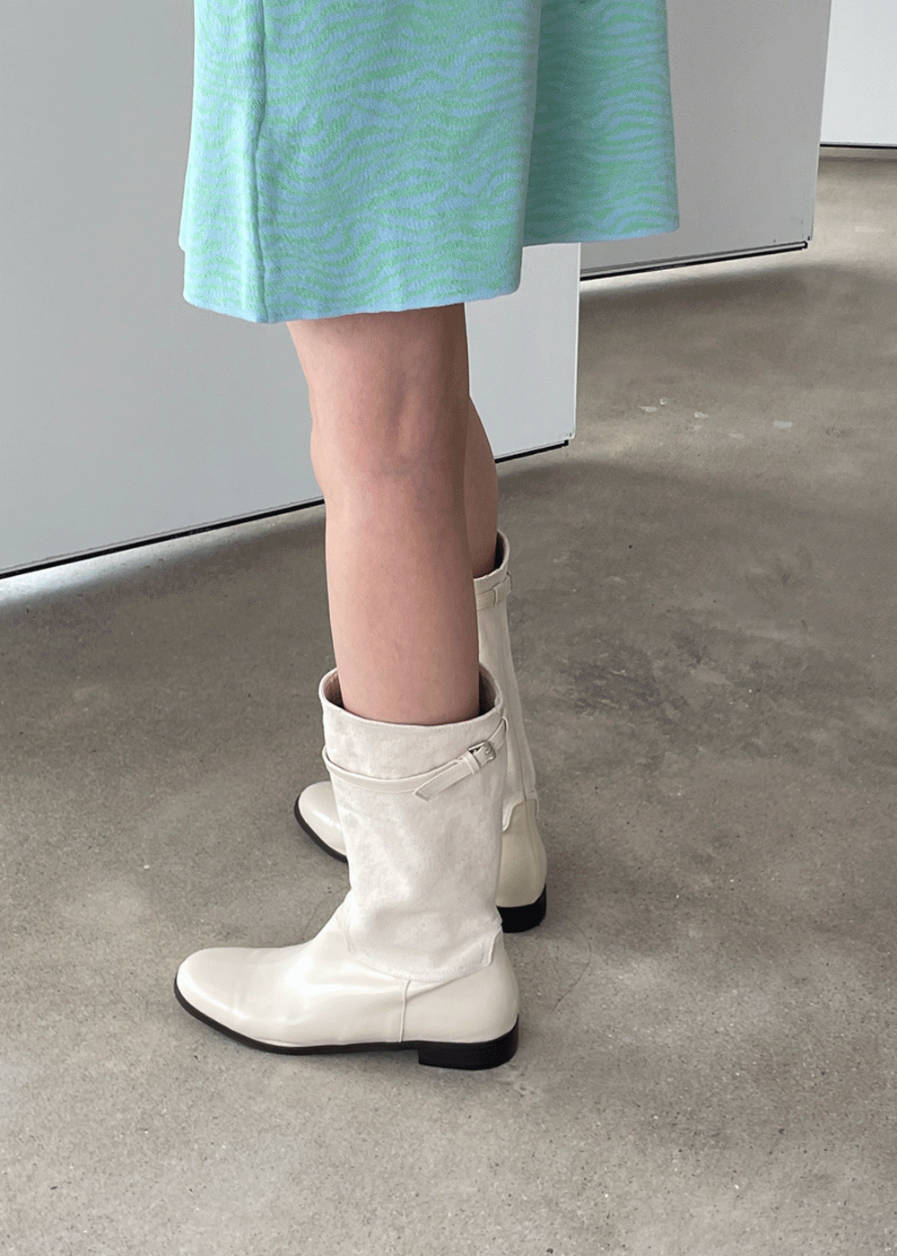 Belted half boots