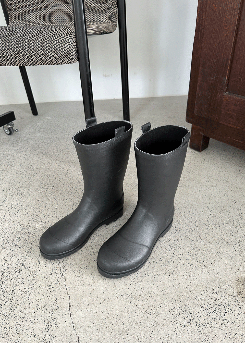 Half rain boots