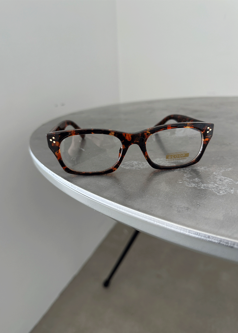 Square leopard glasses