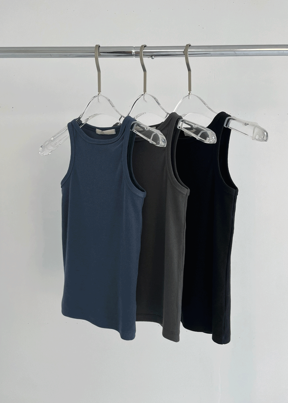 Daily color sleeveless